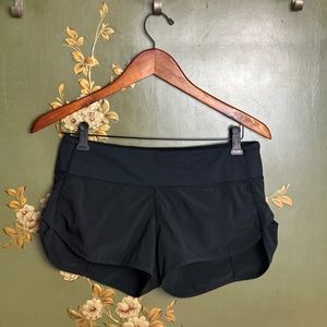 Lululemon Low-rise lined short